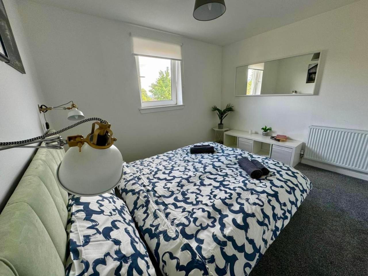Clydebank Brand New 3Bdr Home, Glasgow Exteriör bild
