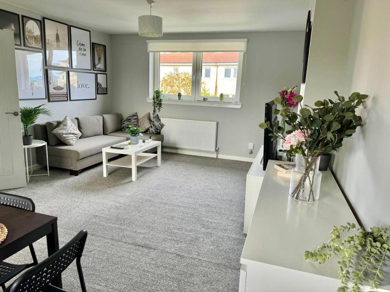 Clydebank Brand New 3Bdr Home, Glasgow Exteriör bild