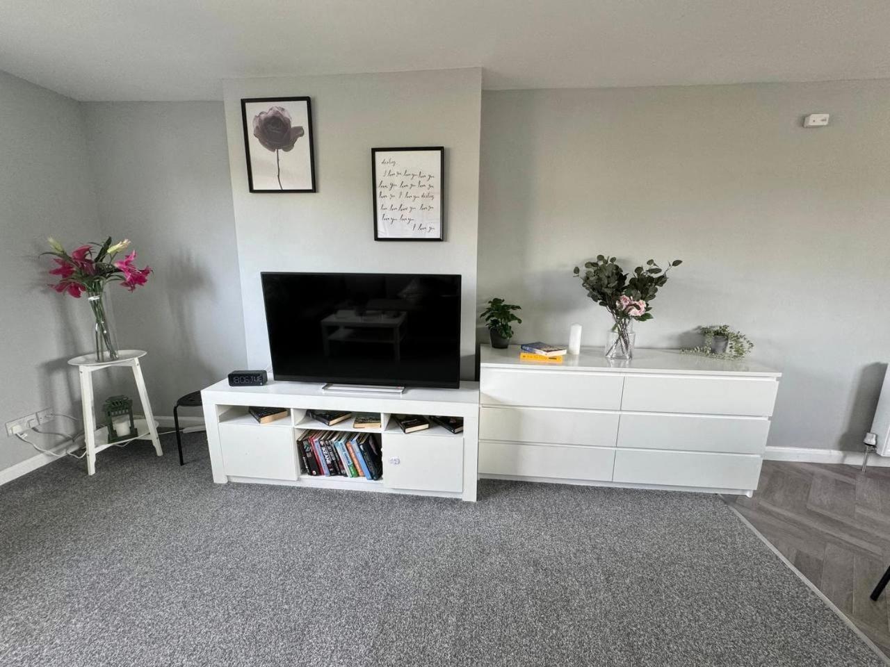 Clydebank Brand New 3Bdr Home, Glasgow Exteriör bild